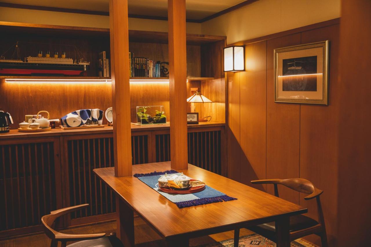 Arima Onsen Tocen Goshobo Kobe Exterior foto A Japanese dining room
