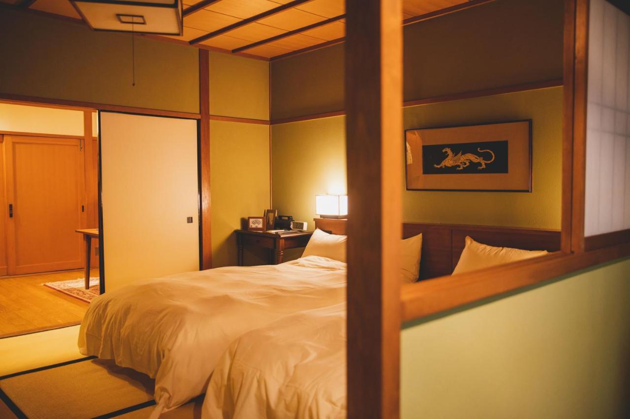 Arima Onsen Tocen Goshobo Kobe Exterior foto A room at the hotel