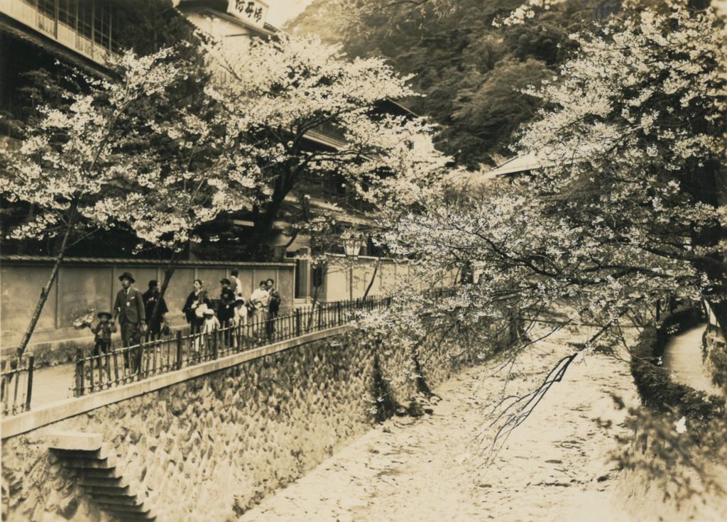 Arima Onsen Tocen Goshobo Kobe Exterior foto The station in 1930