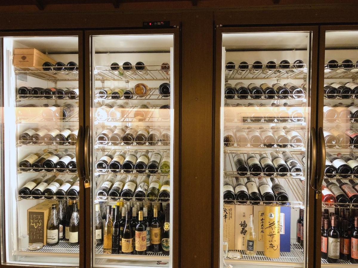 Arima Onsen Tocen Goshobo Kobe Exterior foto A wine refrigerator